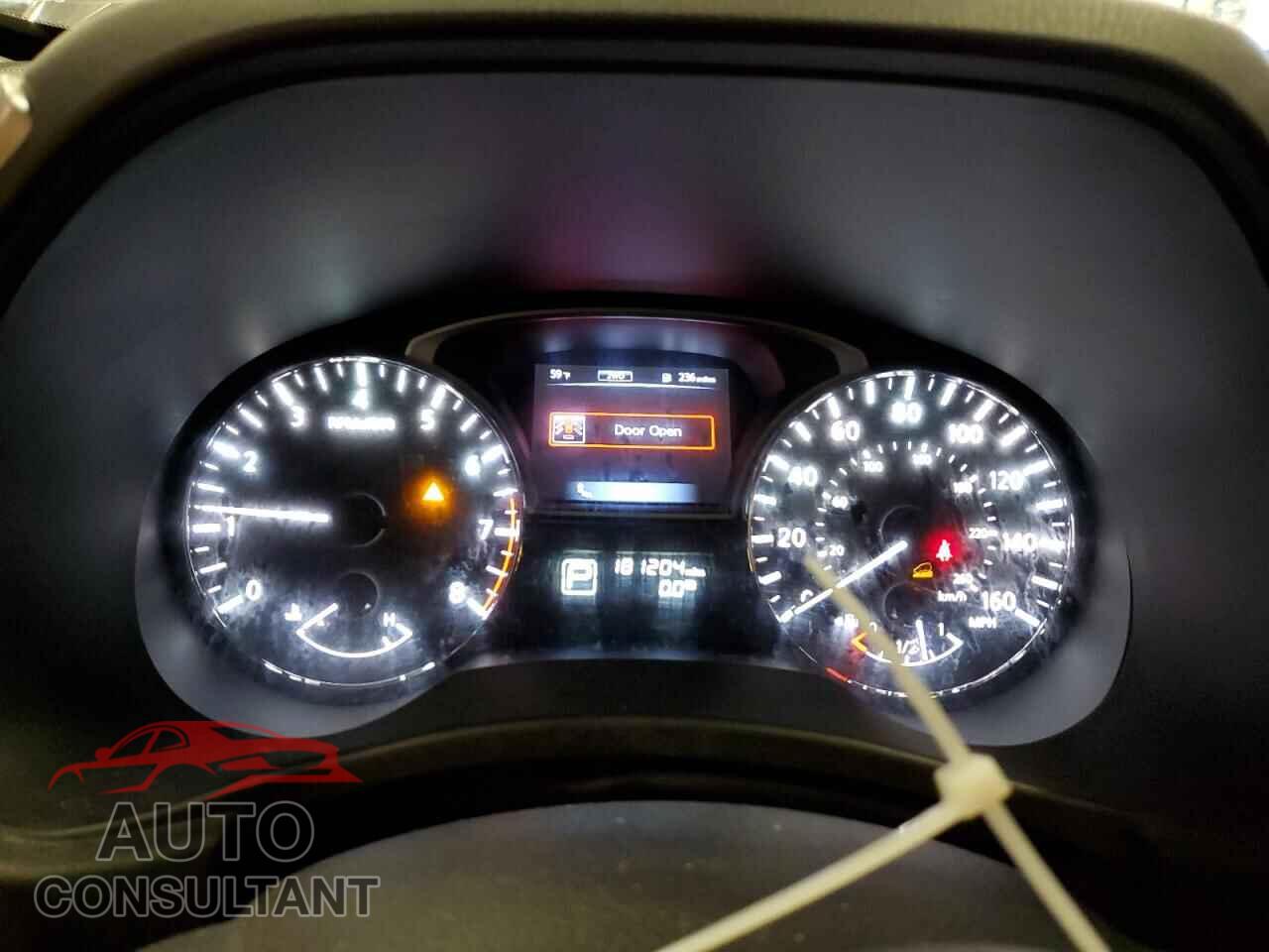 NISSAN PATHFINDER 2015 - 5N1AR2MM3FC708295