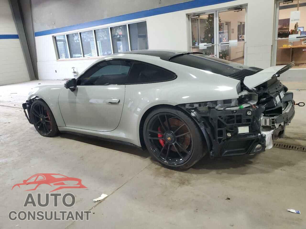 PORSCHE 911 2023 - WP0AB2A92PS220410