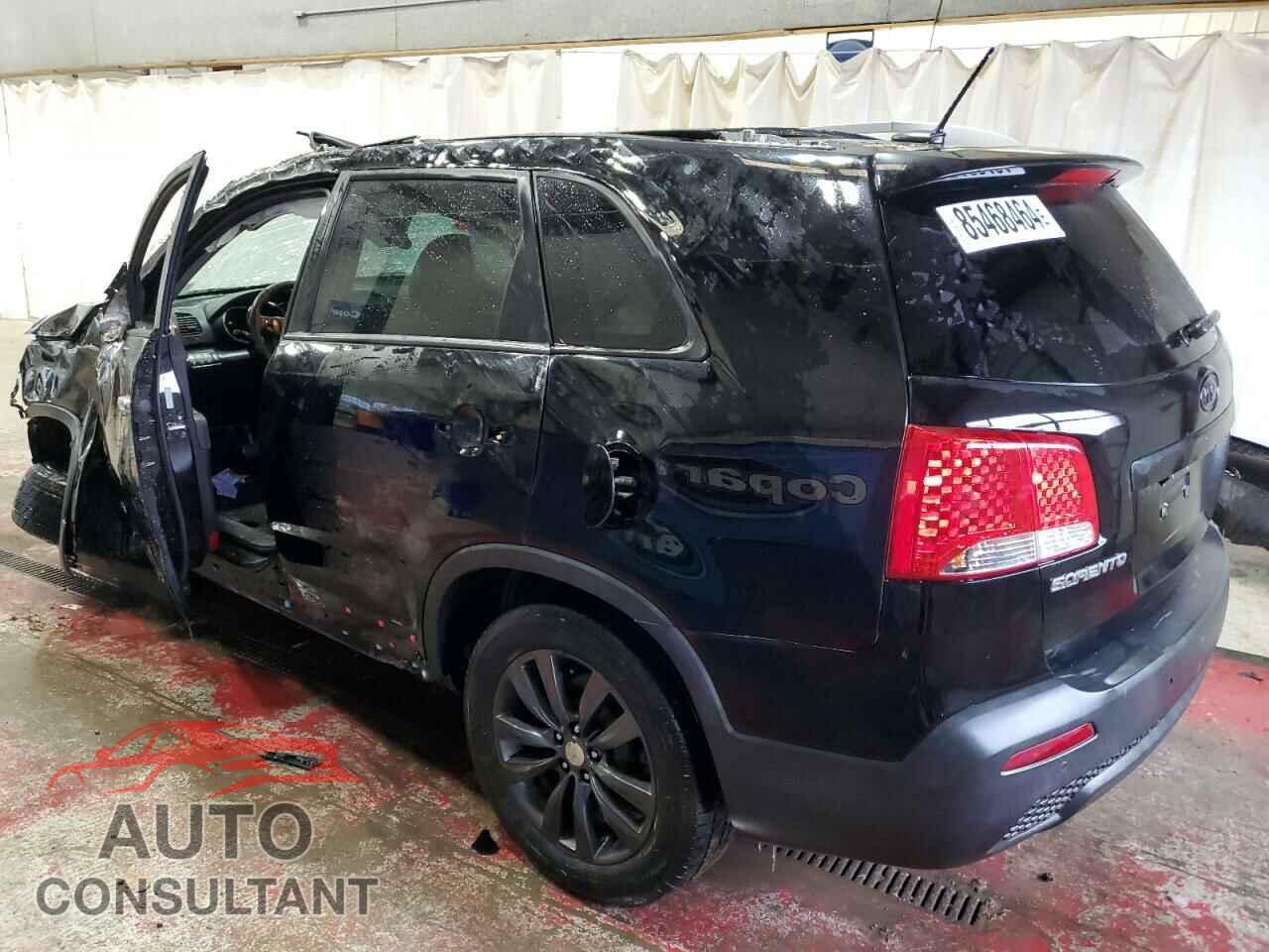 KIA SORENTO 2011 - 5XYKUDA29BG044368