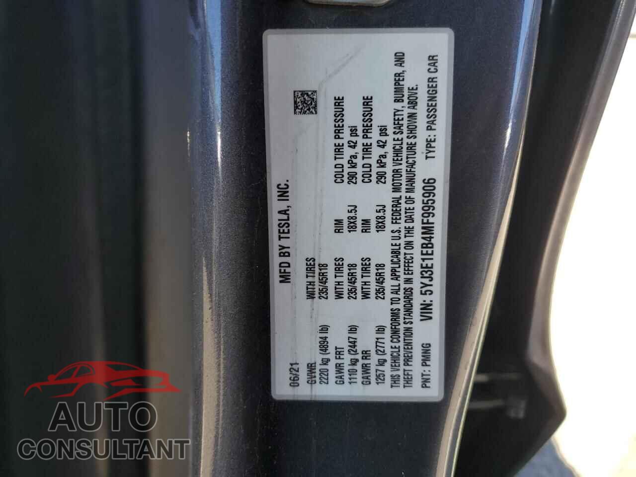TESLA MODEL 3 2021 - 5YJ3E1EB4MF995906