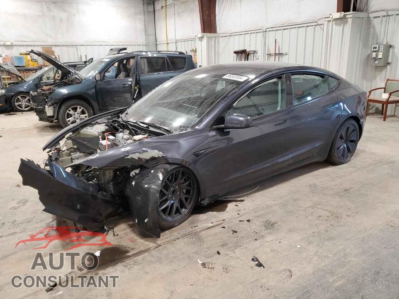 TESLA MODEL 3 2024 - 5YJ3E1EA0RF771496