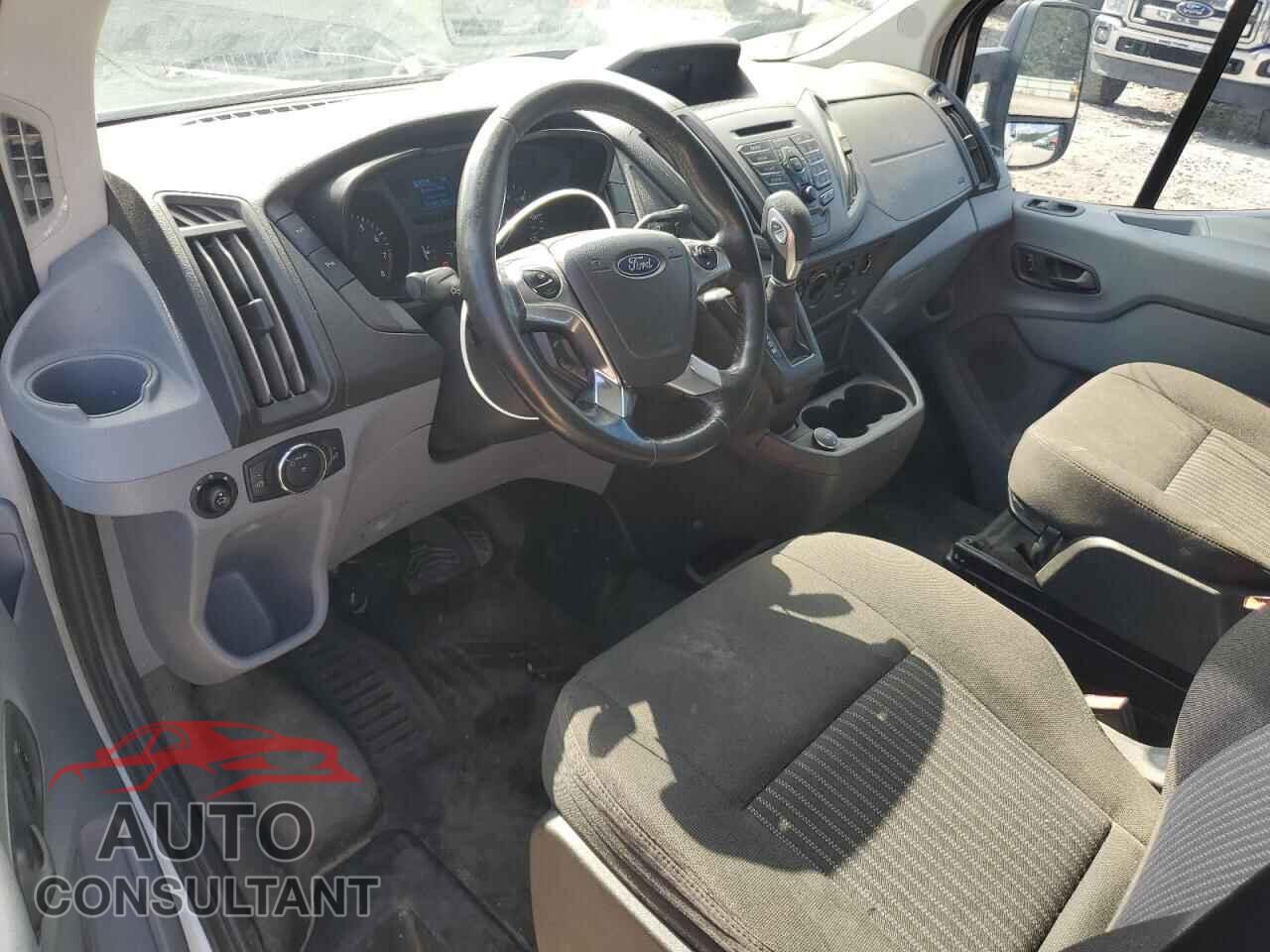 FORD TRANSIT 2017 - 1FTYR1CM6HKA85522