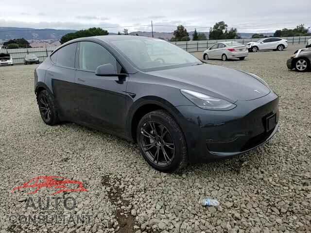 TESLA MODEL Y 2024 - 7SAYGDED3RF107045