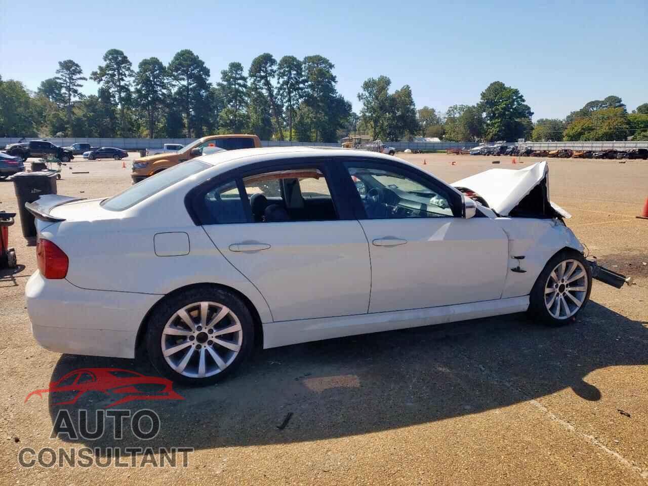 BMW 3 SERIES 2011 - WBAPH7C53BE462093