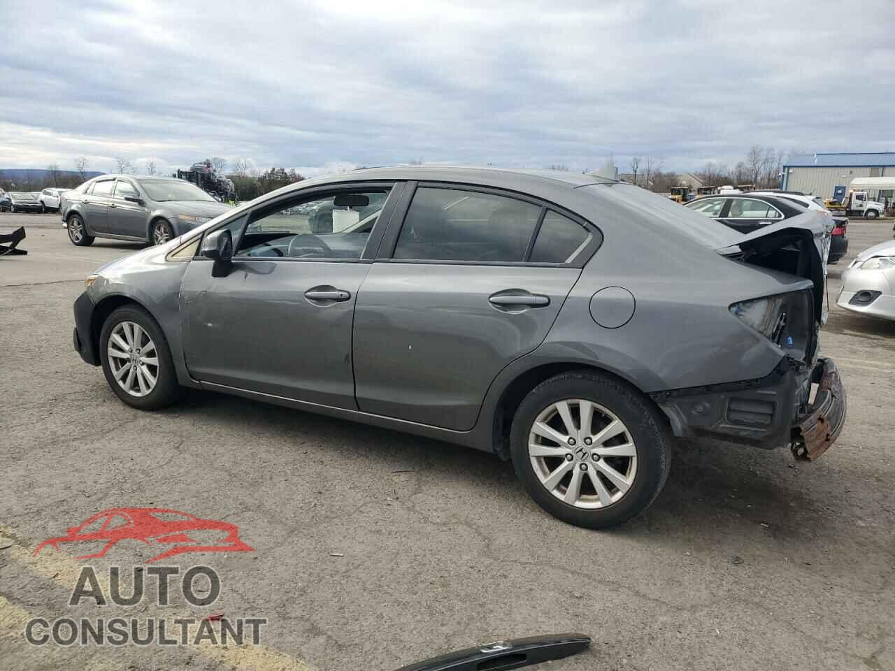 HONDA CIVIC 2012 - 2HGFB2F96CH523045