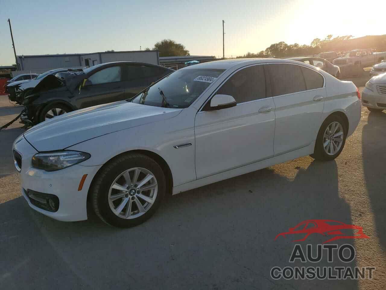 BMW 5 SERIES 2016 - WBA5A5C50GG351710