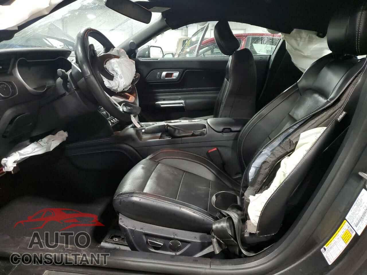 FORD MUSTANG 2019 - 1FA6P8CF8K5158022