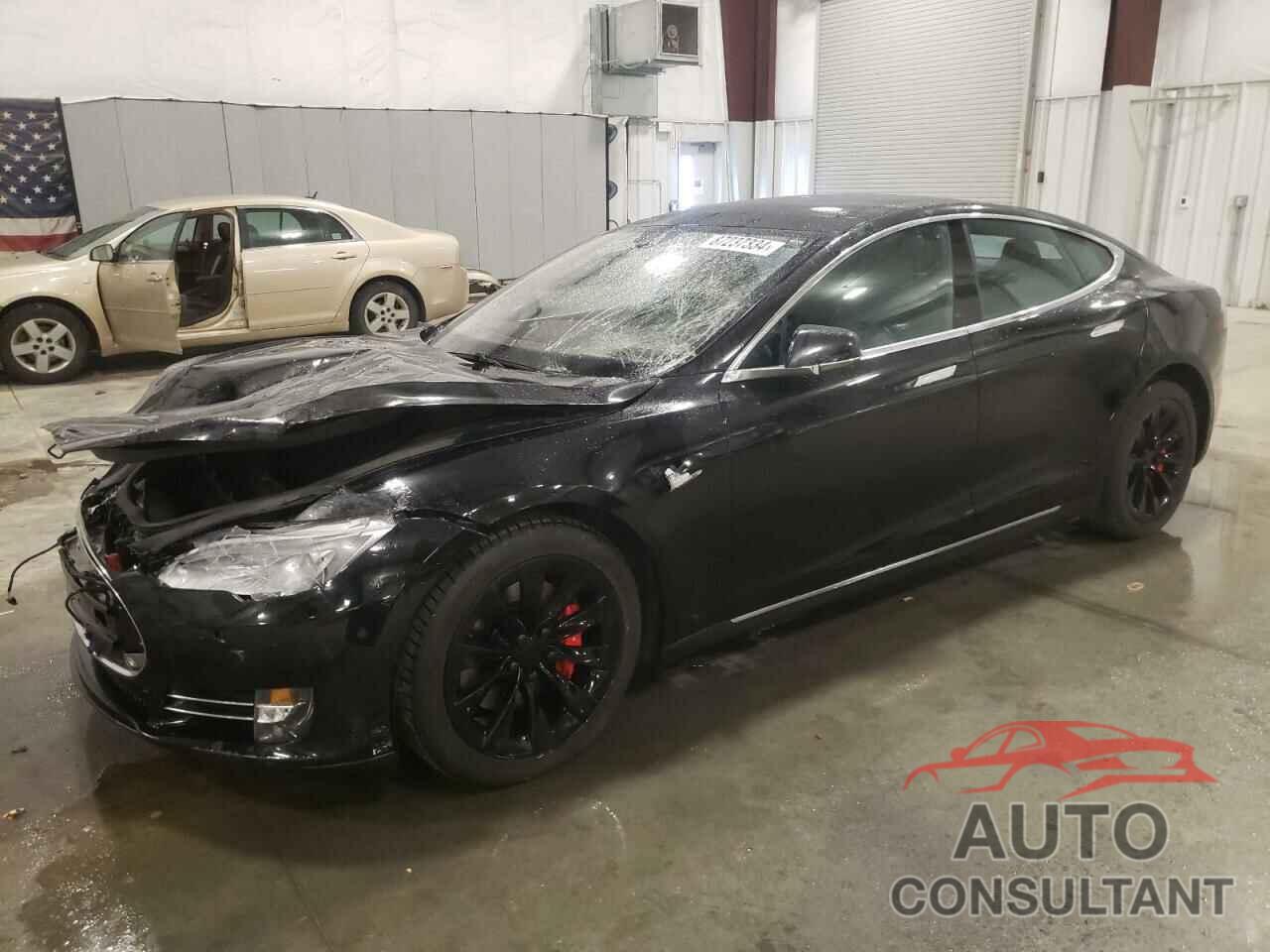 TESLA MODEL S 2015 - 5YJSA1H4XFF085135
