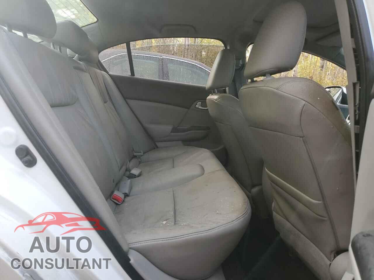 HONDA CIVIC 2012 - 2HGFB2F99CH118619
