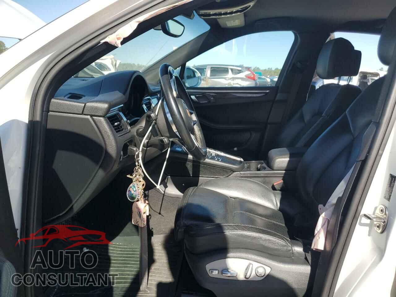 PORSCHE MACAN 2015 - WP1AB2A53FLB50114