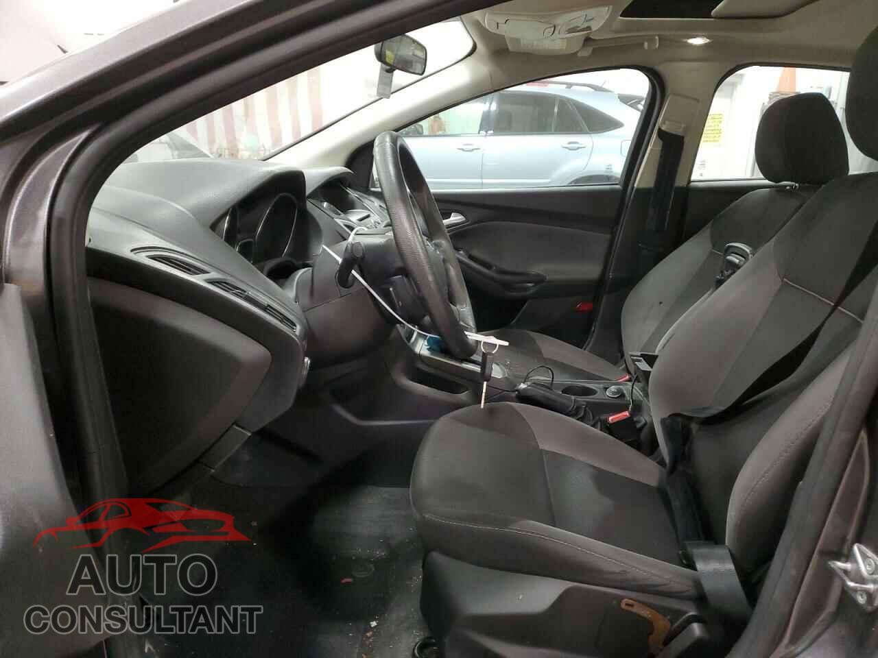 FORD FOCUS 2014 - 1FADP3F23EL389512
