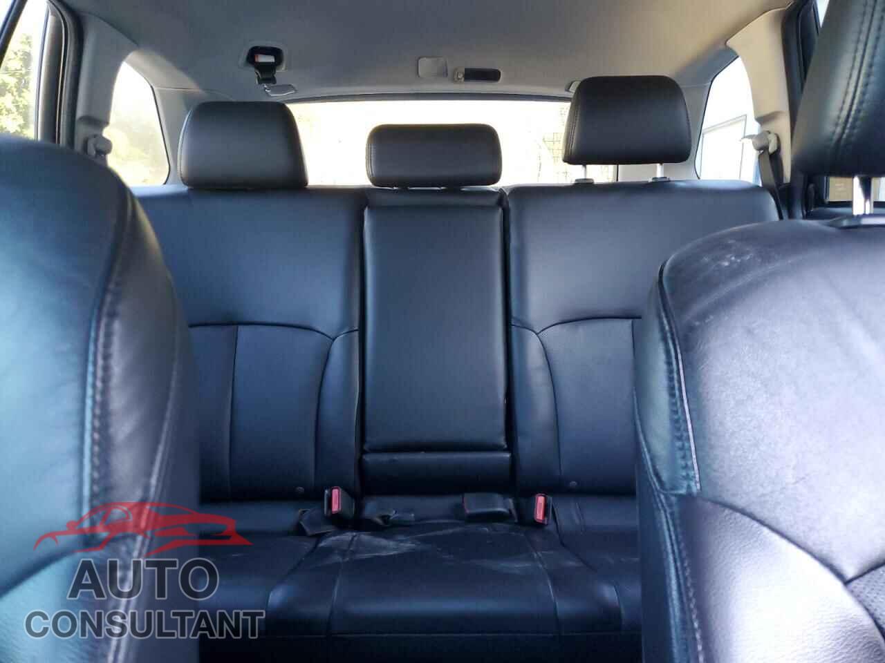 SUBARU OUTBACK 2014 - 4S4BRBLC9E3240780