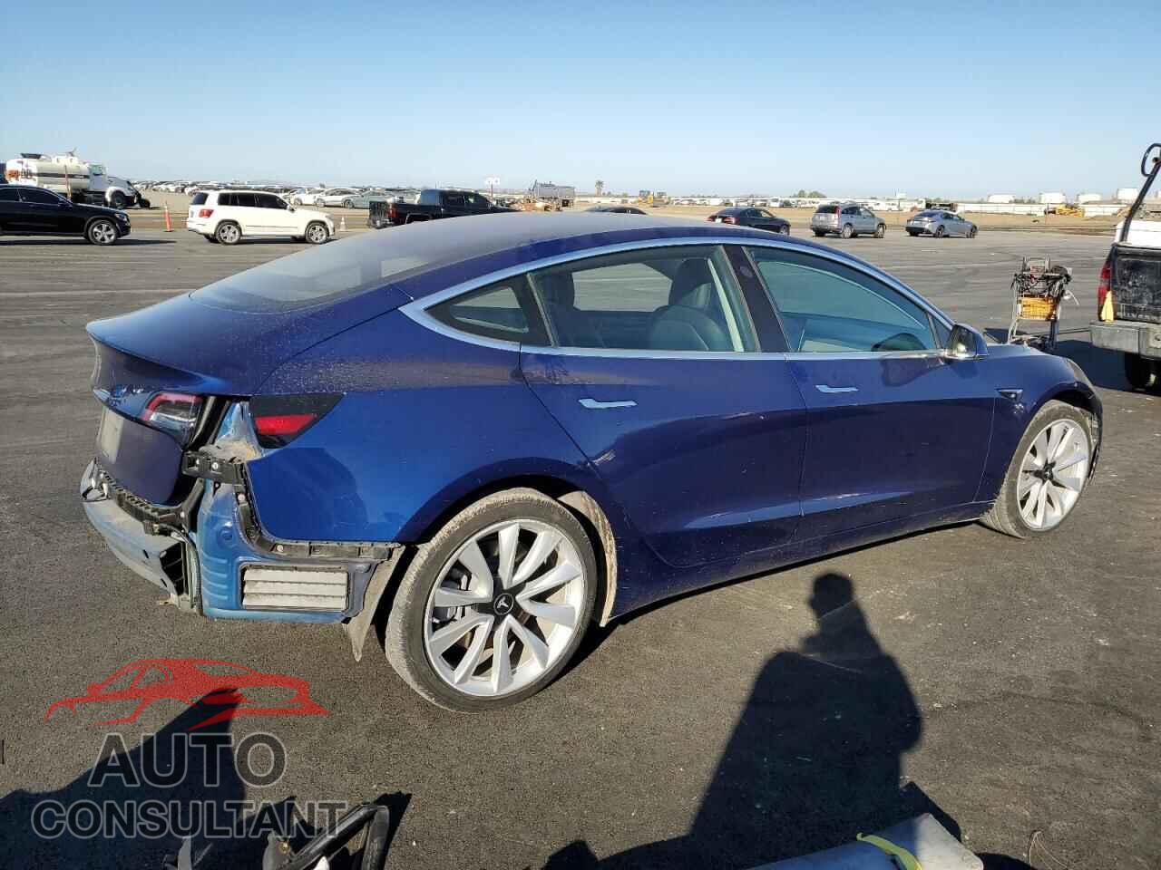 TESLA MODEL 3 2018 - 5YJ3E1EA5JF164515
