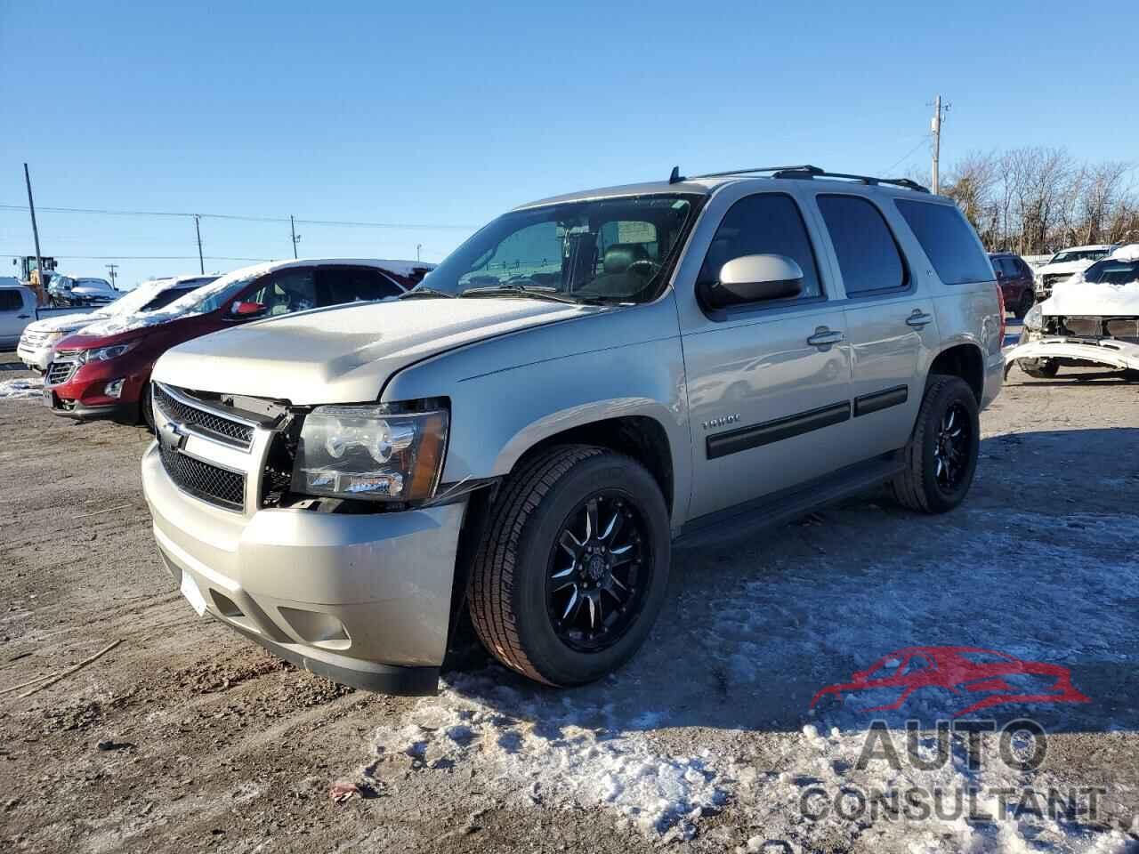 CHEVROLET TAHOE 2013 - 1GNSCBE08DR234285