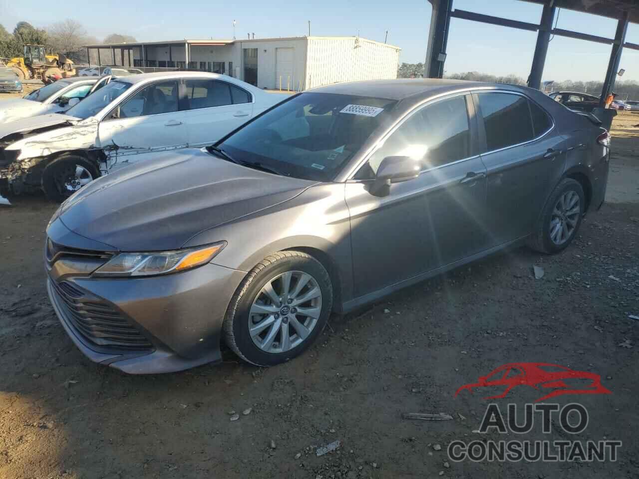 TOYOTA CAMRY 2018 - 4T1B11HK9JU598225