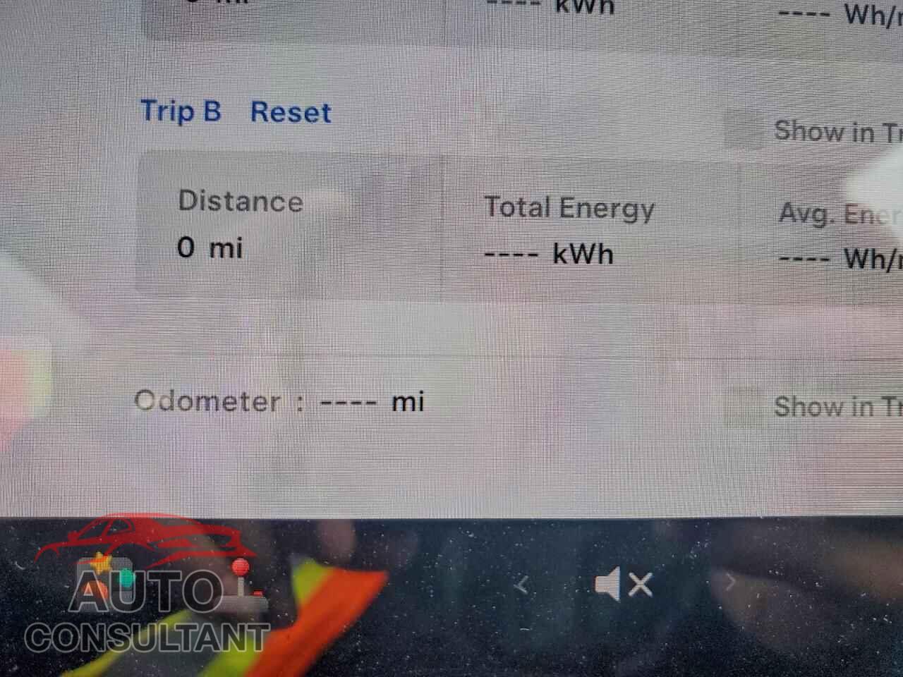 TESLA MODEL 3 2022 - 5YJ3E1EA2NF104097