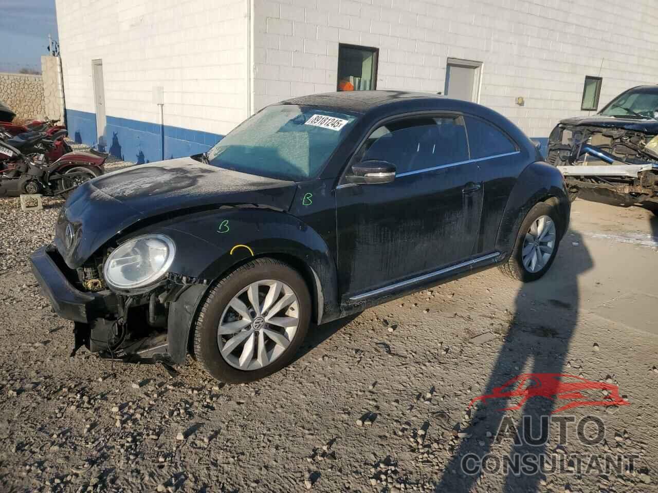 VOLKSWAGEN BEETLE 2013 - 3VWJL7AT5DM616094