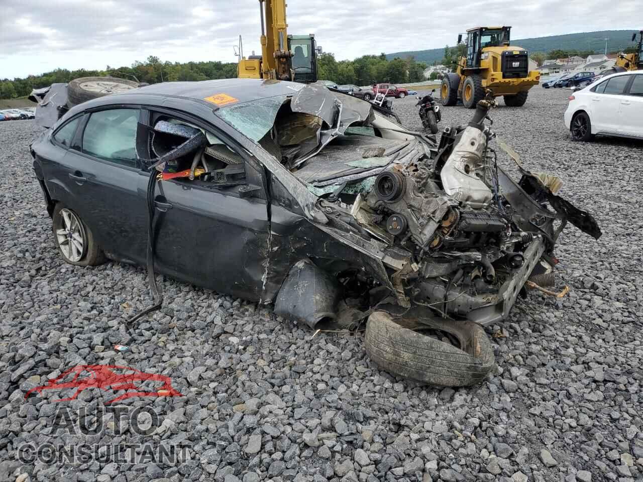 FORD FOCUS 2015 - 1FADP3F24FL277514