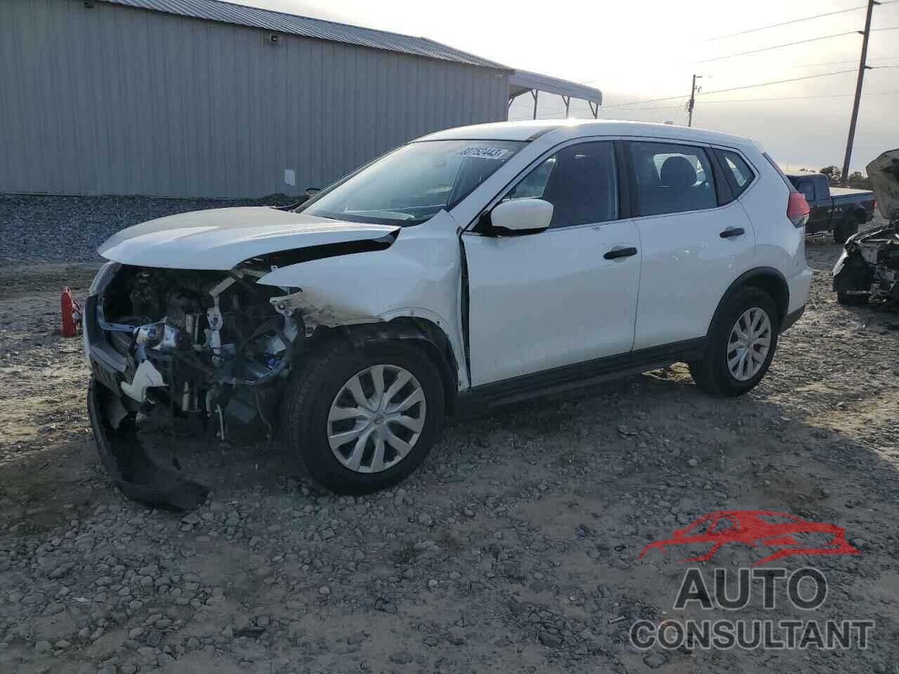 NISSAN ROGUE 2017 - KNMAT2MT6HP557901