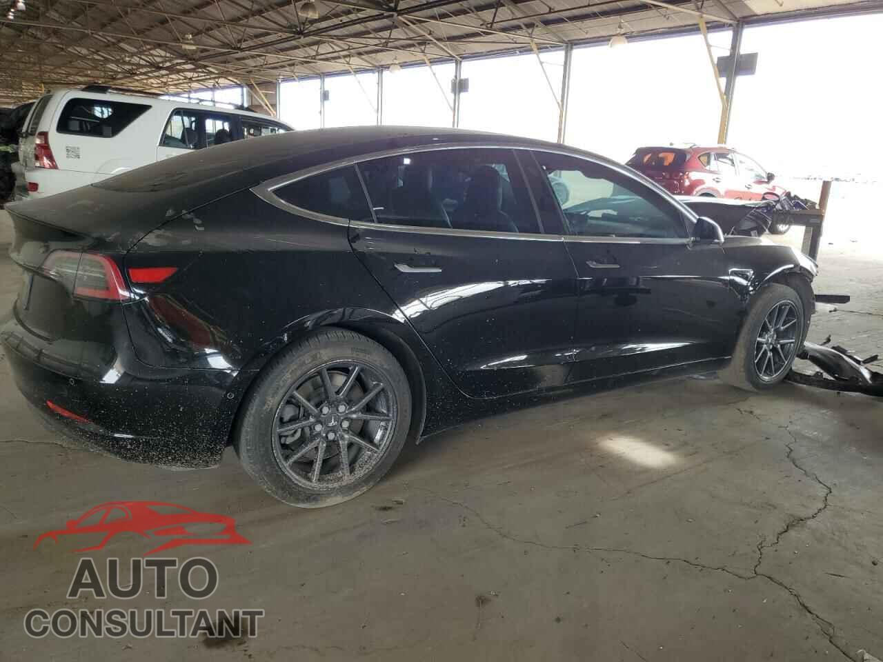 TESLA MODEL 3 2019 - 5YJ3E1EA4KF399019