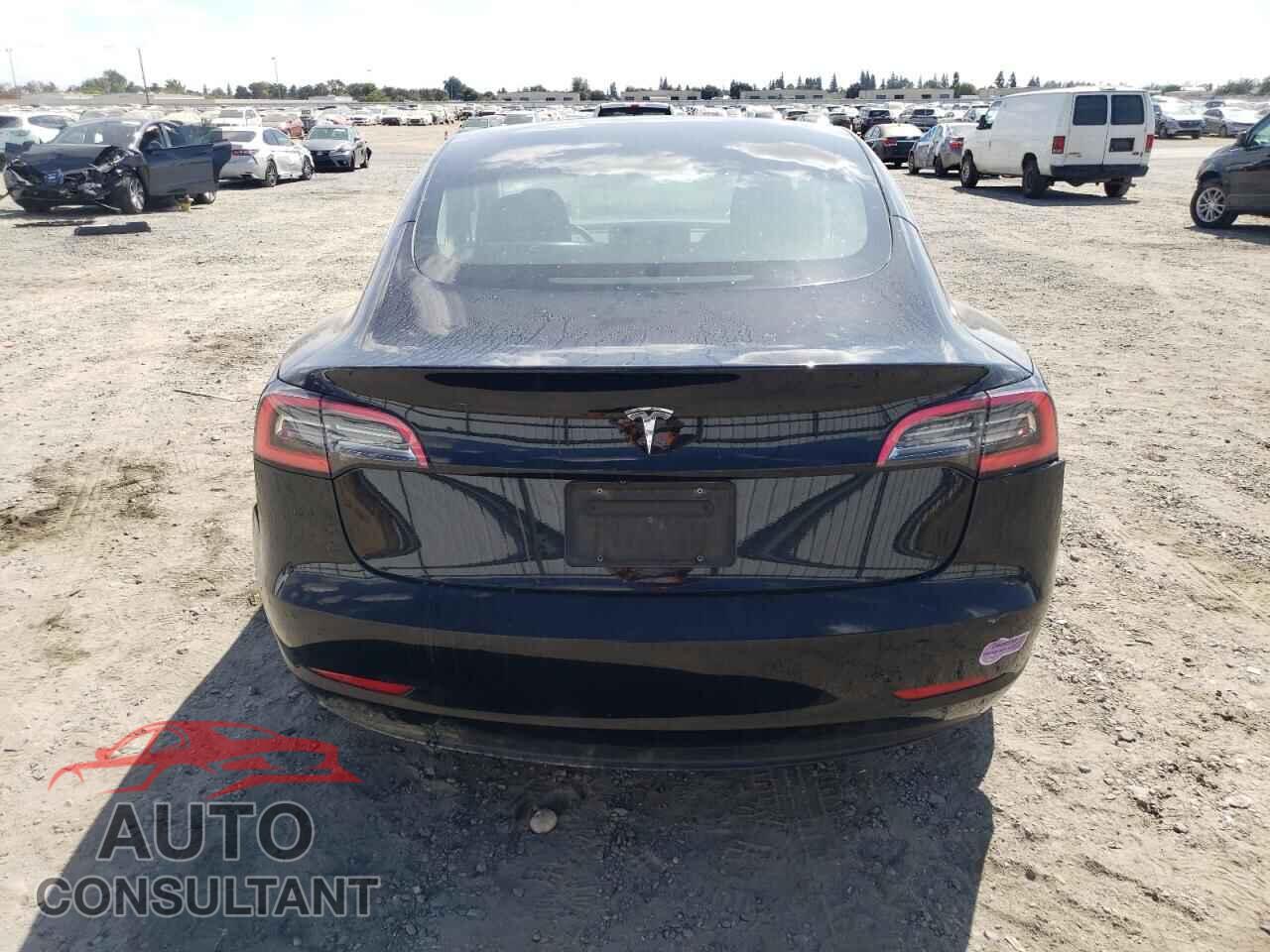 TESLA MODEL 3 2019 - 5YJ3E1EA0KF421095