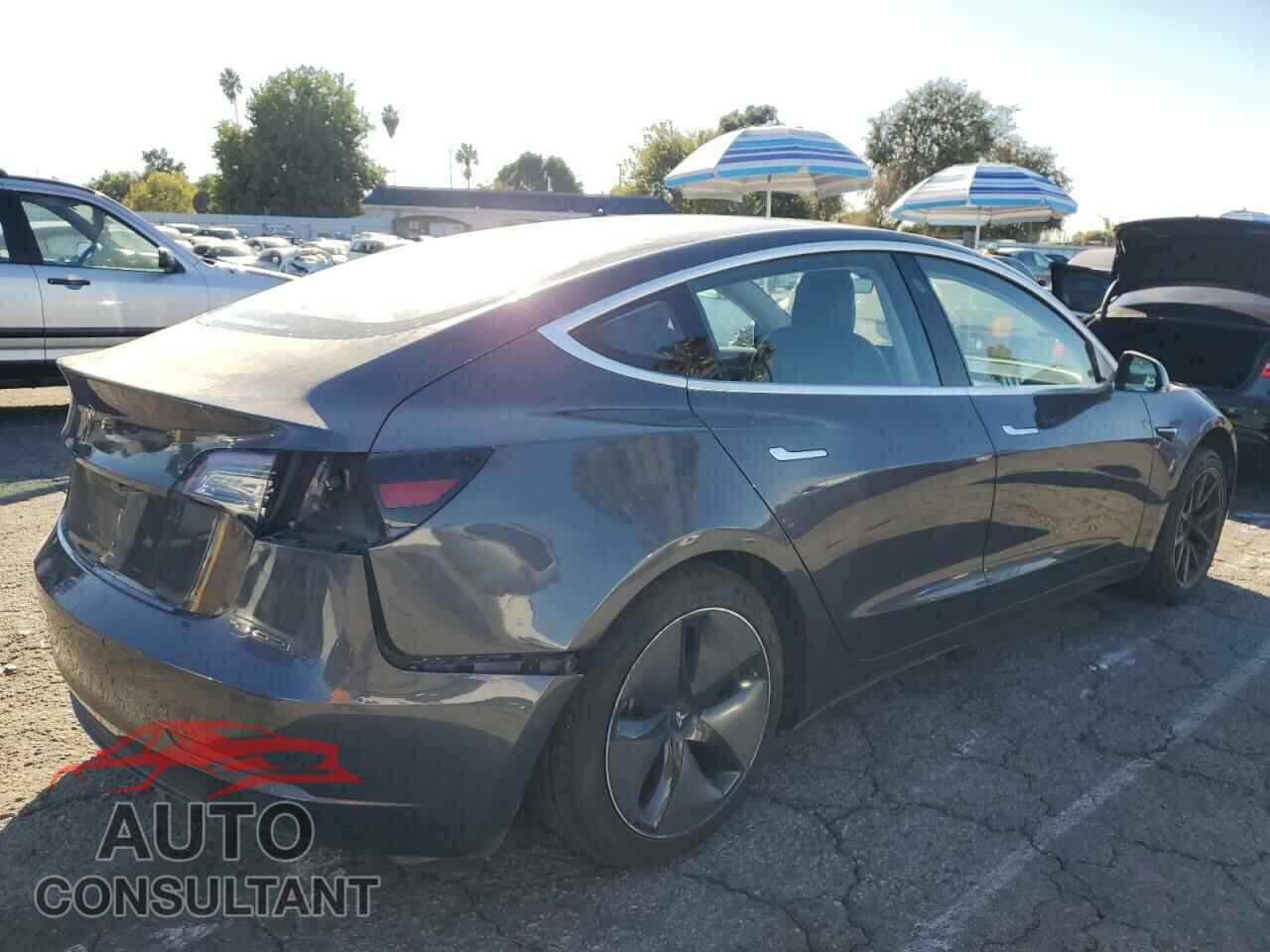 TESLA MODEL 3 2018 - 5YJ3E1EA2JF044526