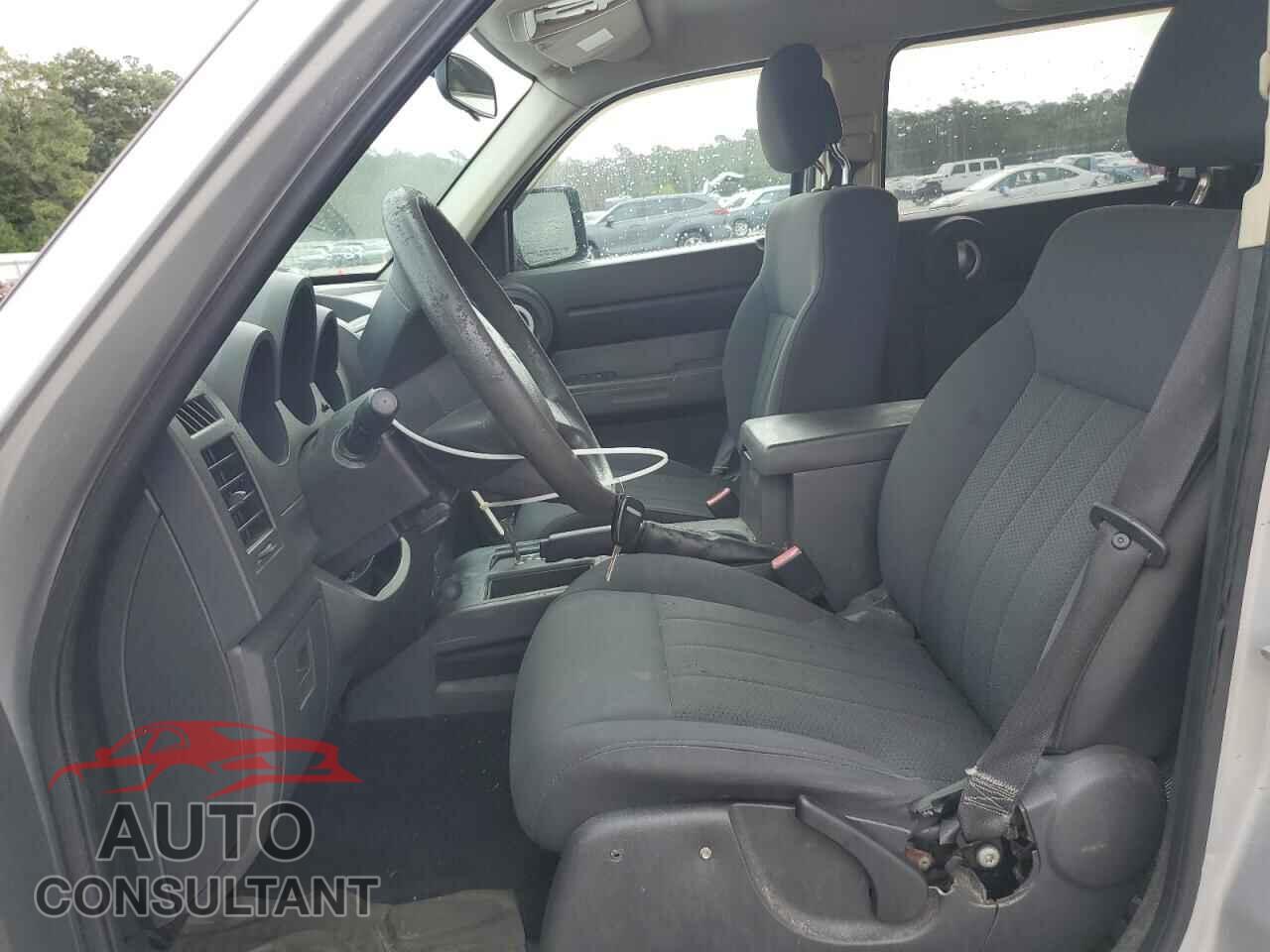 DODGE NITRO 2011 - 1D4PT4GK3BW574390