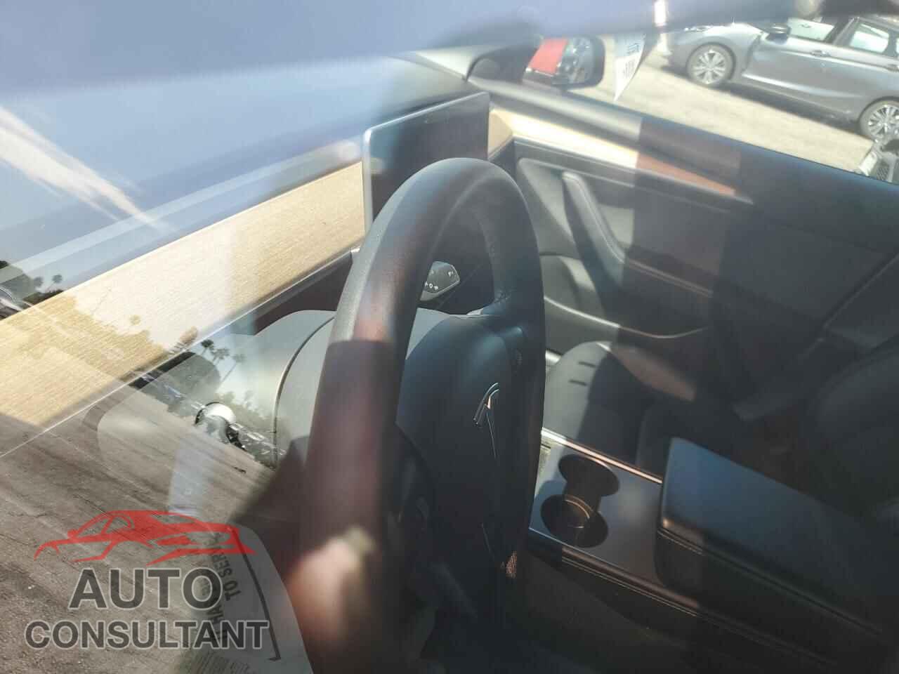 TESLA MODEL 3 2022 - 5YJ3E1EA7NF190149