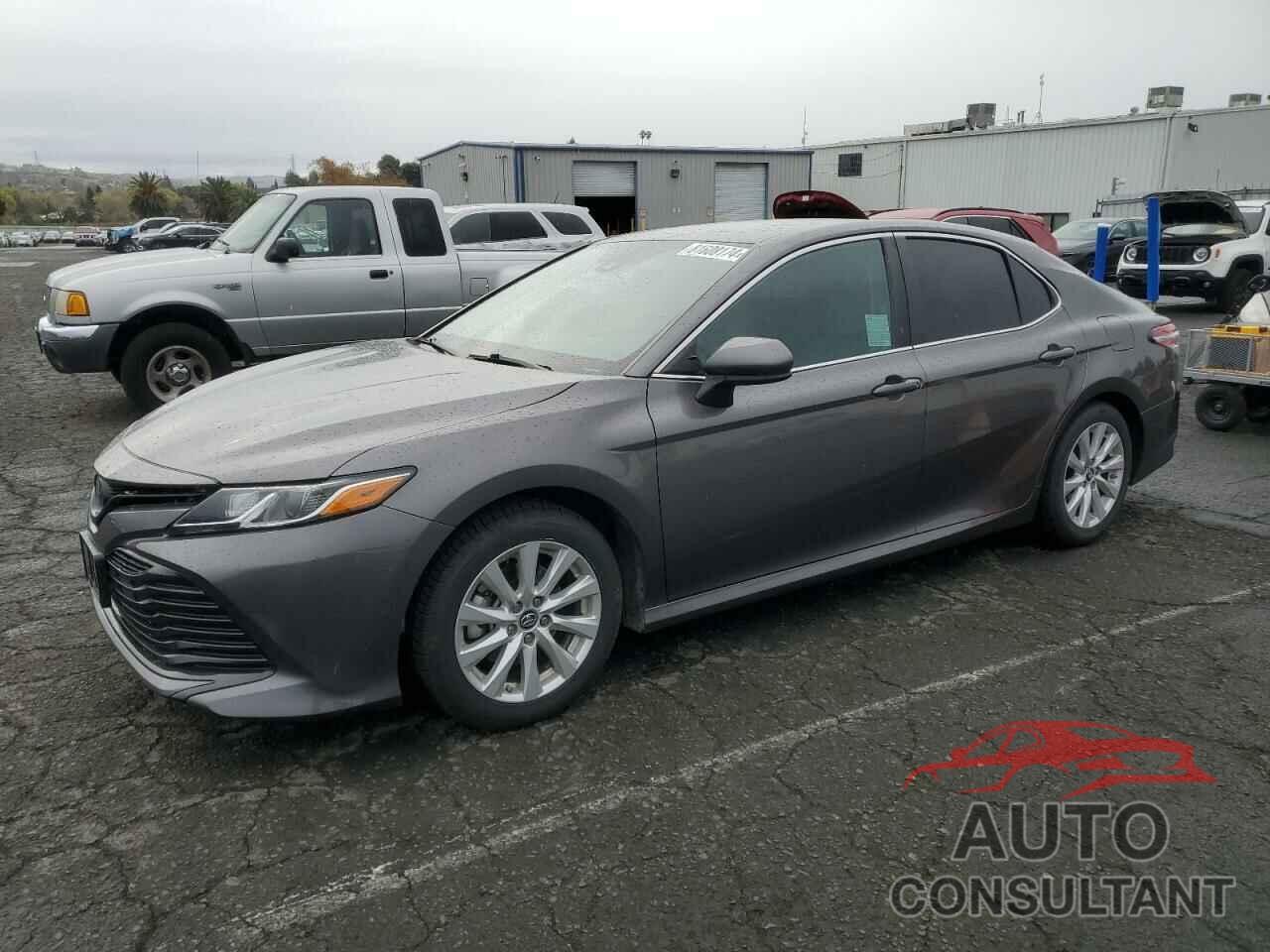 TOYOTA CAMRY 2019 - 4T1B11HK8KU220429