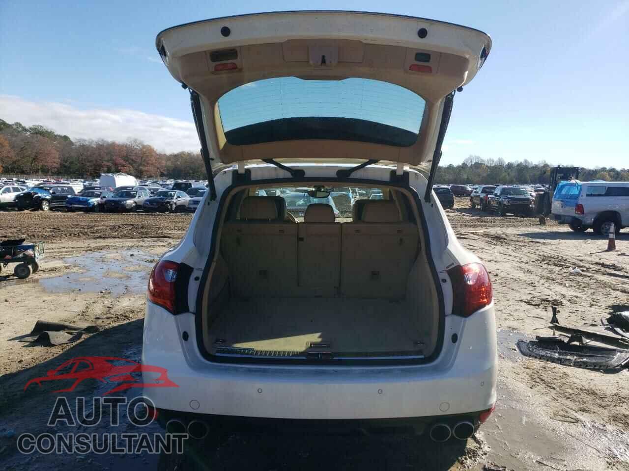 PORSCHE CAYENNE 2011 - WP1AB2A2XBLA44503