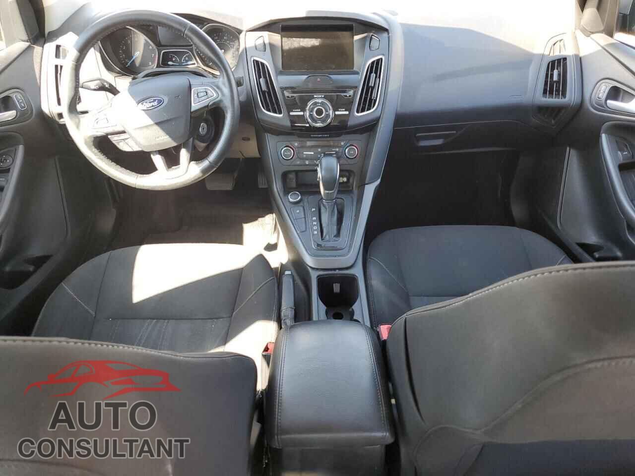 FORD FOCUS 2017 - 1FADP3H29HL209869