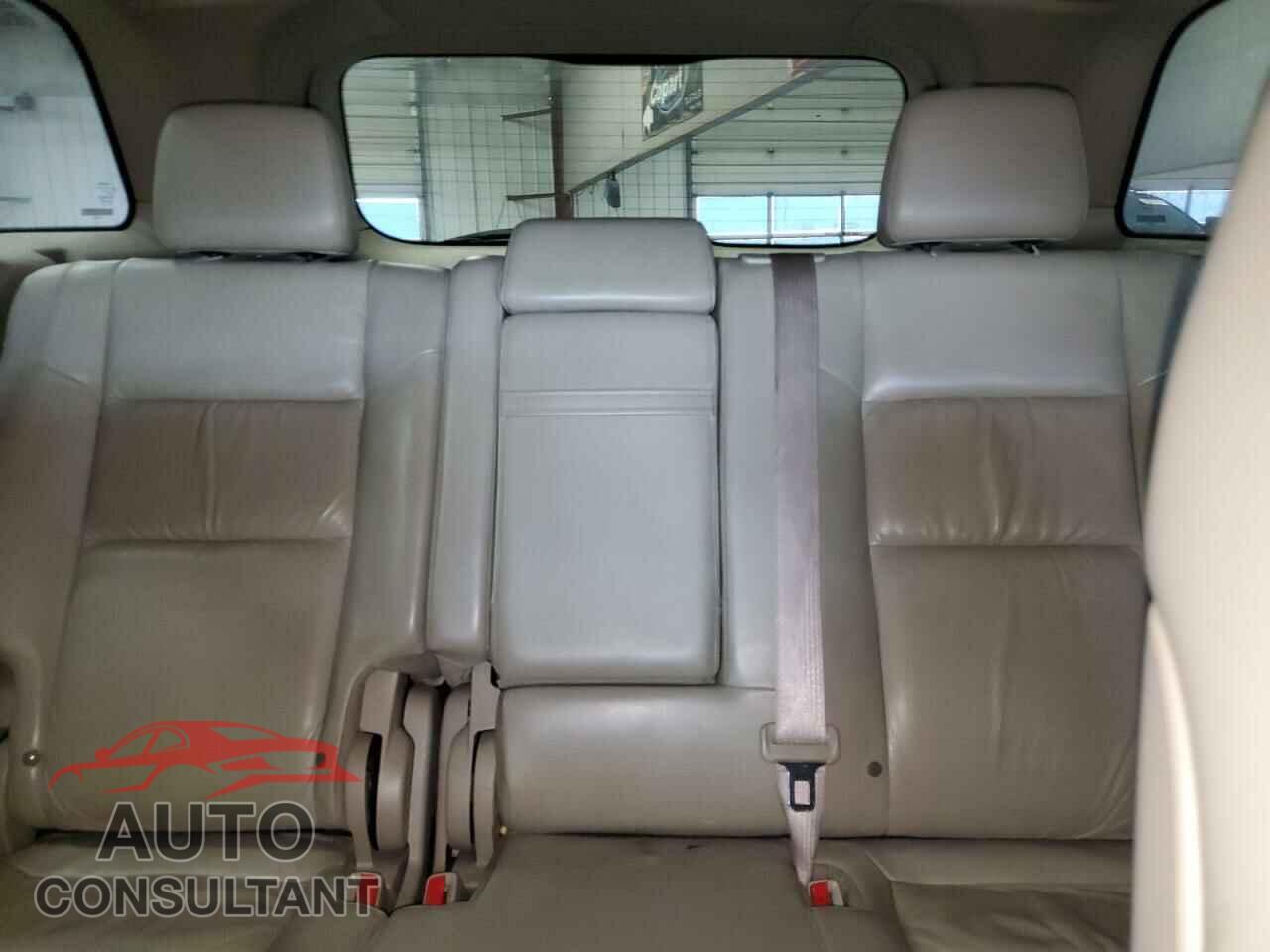 JEEP GRAND CHER 2015 - 1C4RJFBG3FC762425