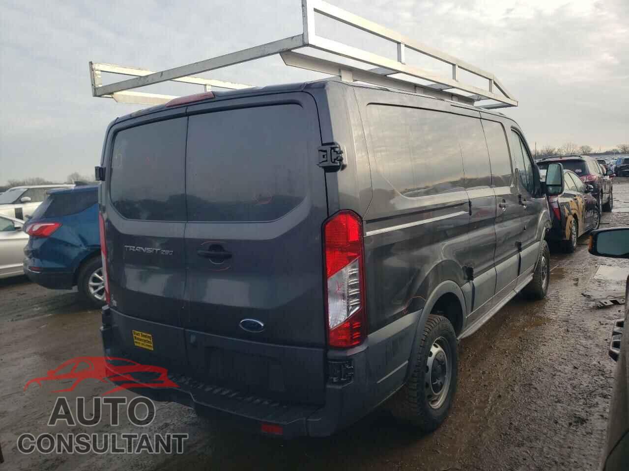 FORD TRANSIT 2016 - 1FTYR1ZMXGKB14090