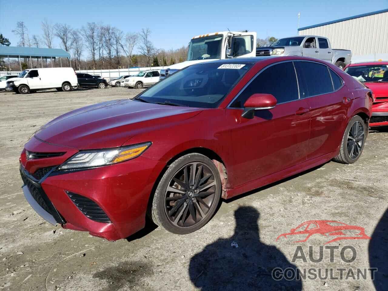 TOYOTA CAMRY 2018 - 4T1B61HK9JU650521