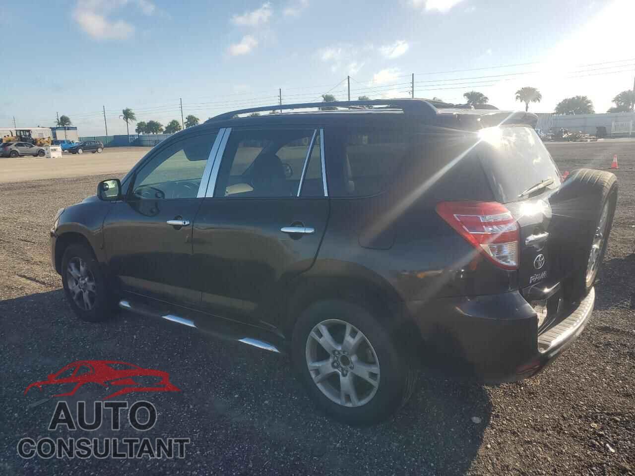 TOYOTA RAV4 2011 - 2T3ZF4DV1BW059155