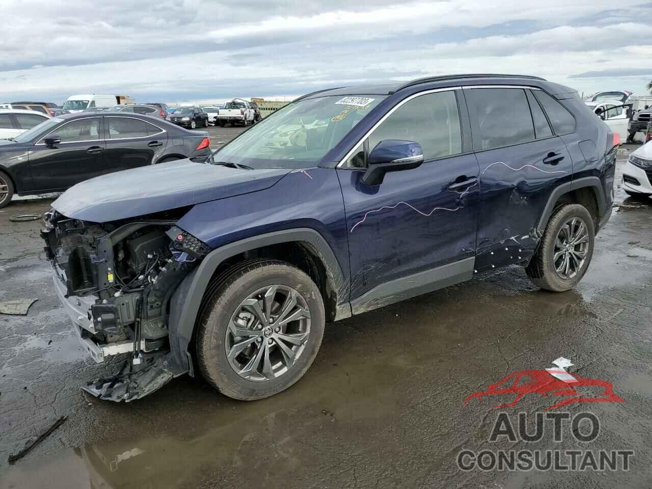 TOYOTA RAV4 2023 - JTMB6RFV8PD087132