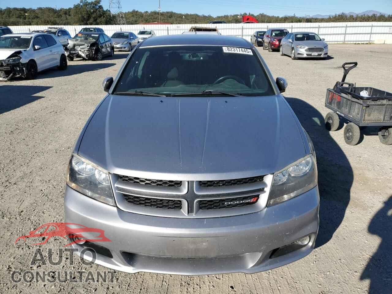 DODGE AVENGER 2013 - 1C3CDZCB5DN617569