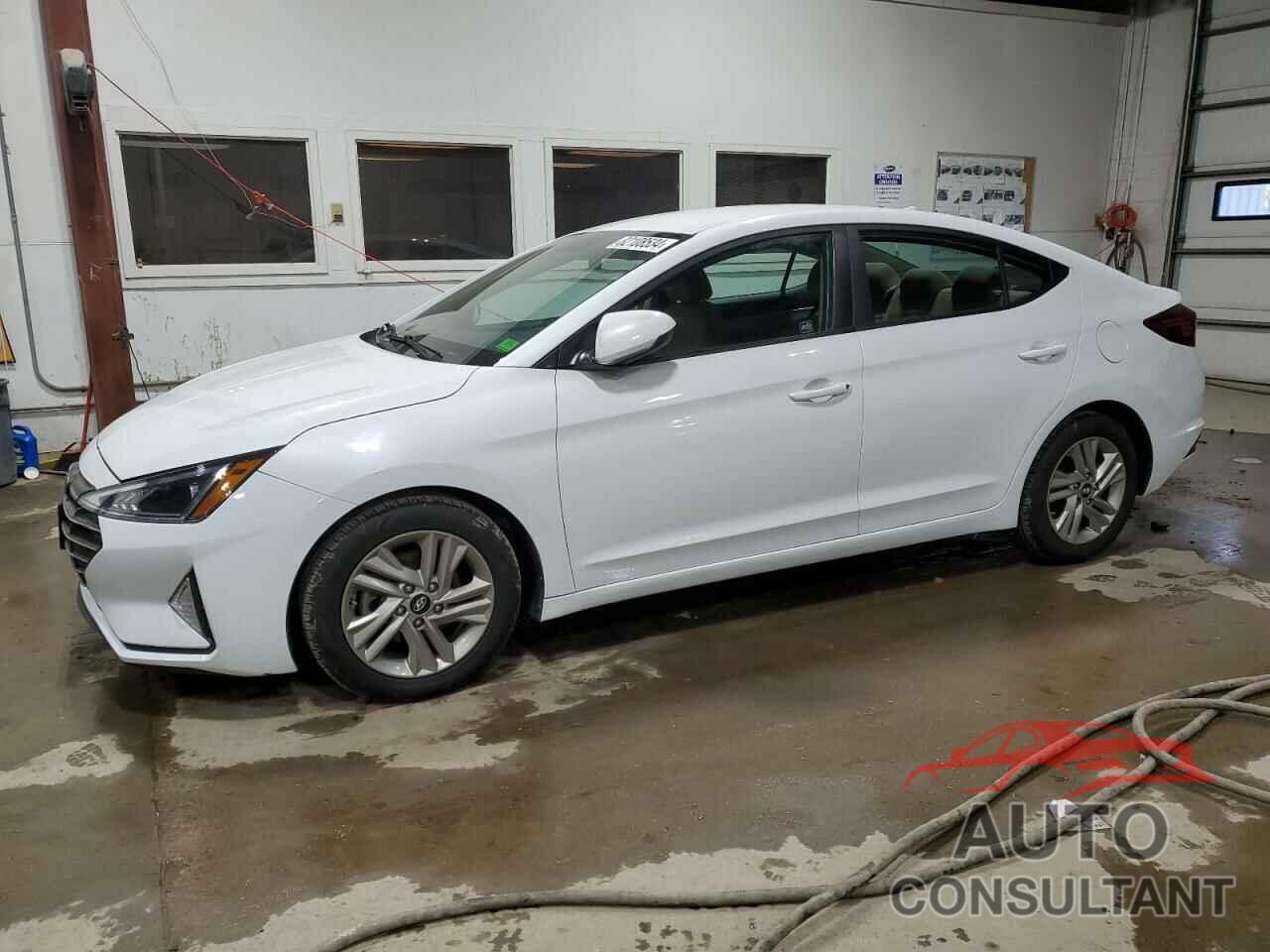 HYUNDAI ELANTRA 2020 - 5NPD84LF4LH520937