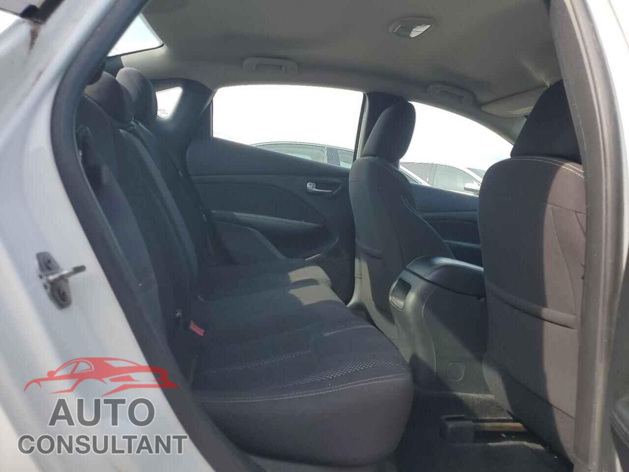 DODGE DART 2015 - 1C3CDFBB3FD251717