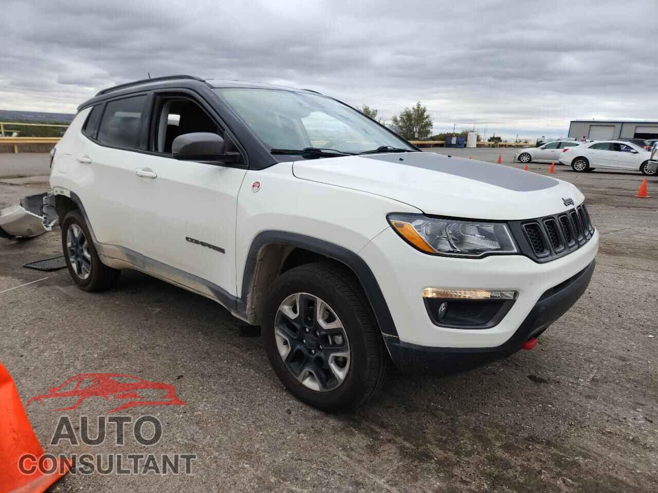 JEEP COMPASS 2018 - 3C4NJDDB3JT315630