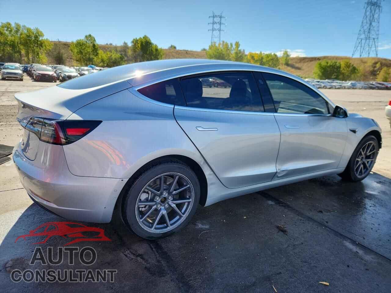 TESLA MODEL 3 2018 - 5YJ3E1EA4JF076541