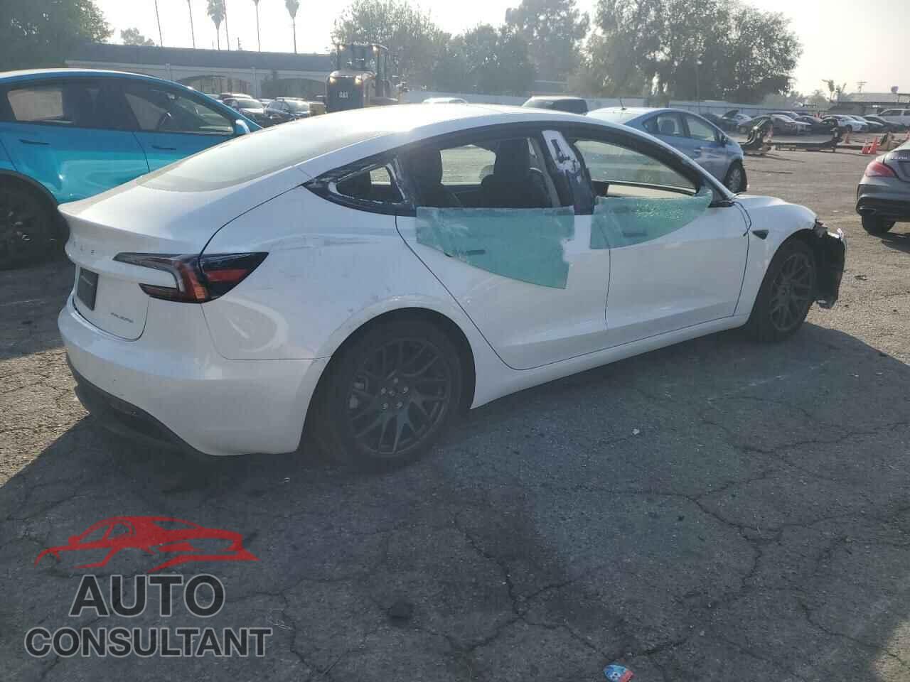 TESLA MODEL 3 2024 - 5YJ3E1EB5RF817218