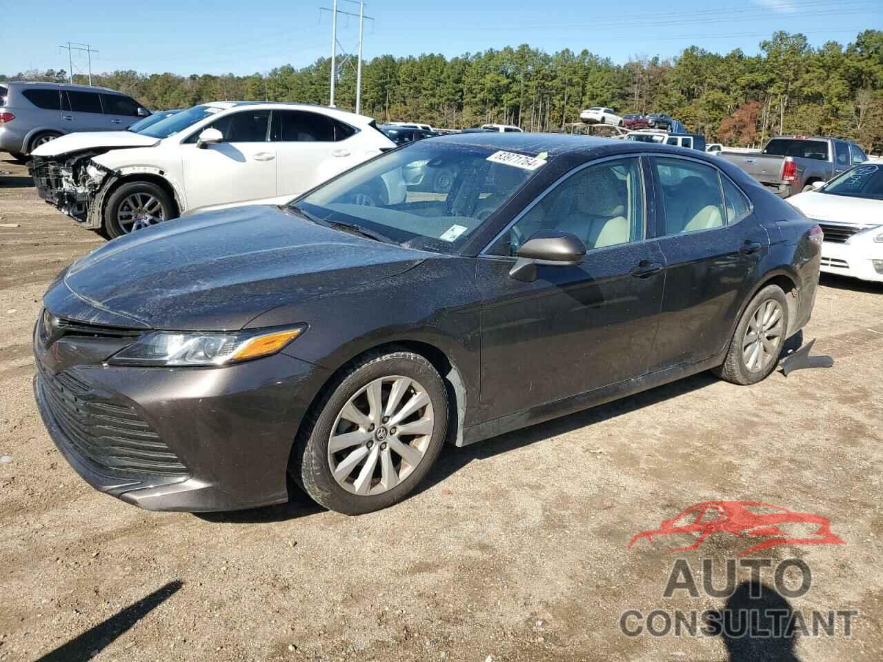 TOYOTA CAMRY 2018 - 4T1B11HK2JU560545