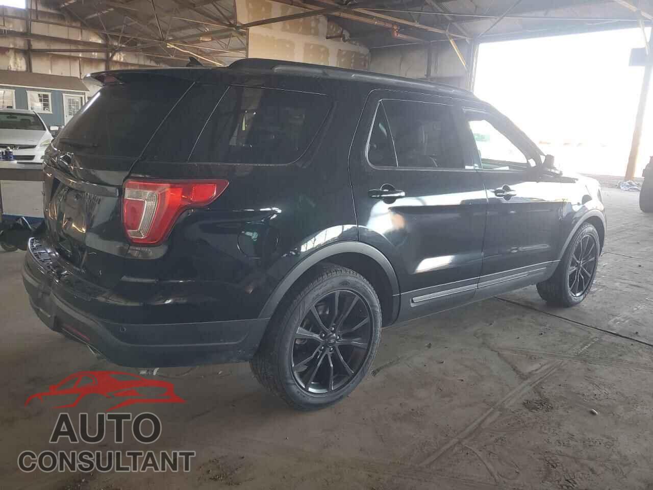 FORD EXPLORER 2018 - 1FM5K7D85JGA81087