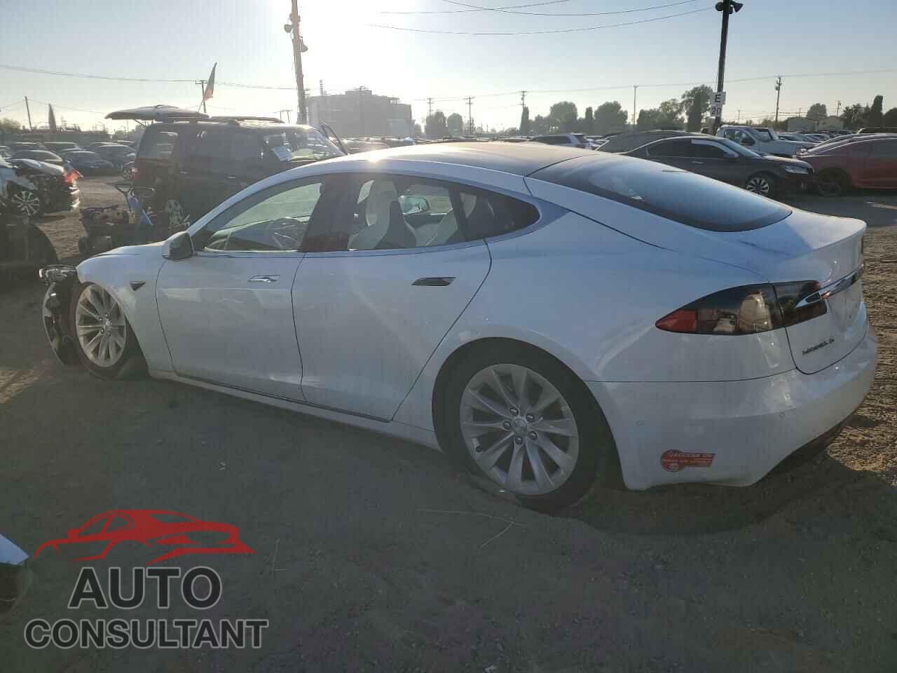 TESLA MODEL S 2017 - 5YJSA1E23HF201247
