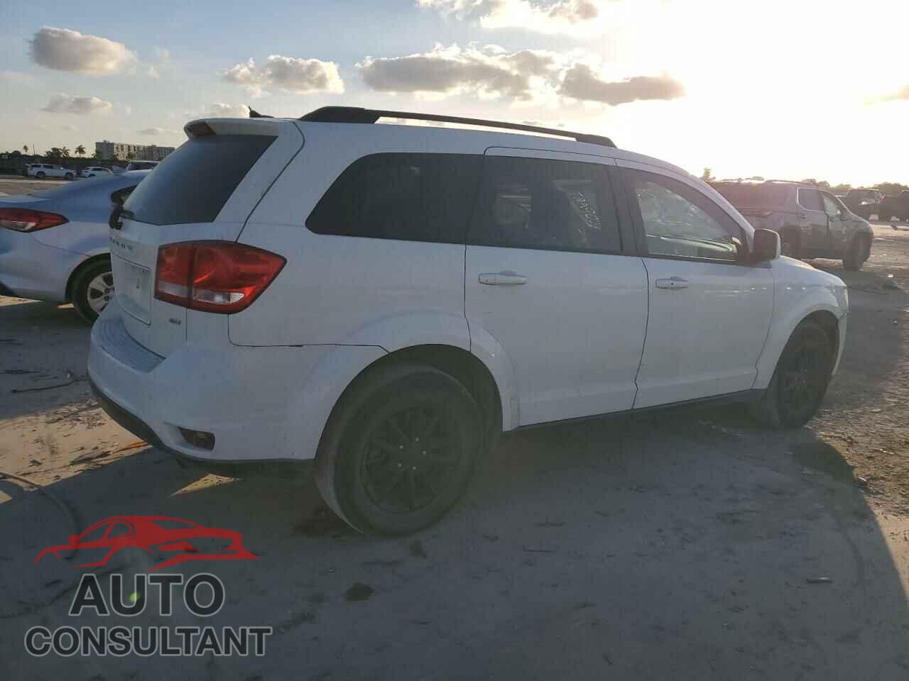 DODGE JOURNEY 2015 - 3C4PDCBB9FT604726