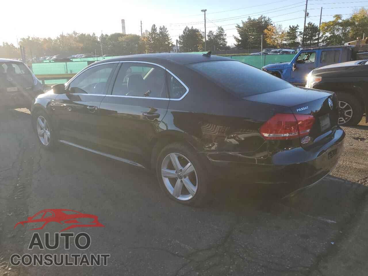 VOLKSWAGEN PASSAT 2014 - 1VWAT7A34EC032806