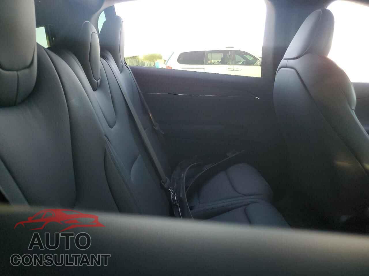 TESLA MODEL X 2024 - 7SAXCAE5XRF455648