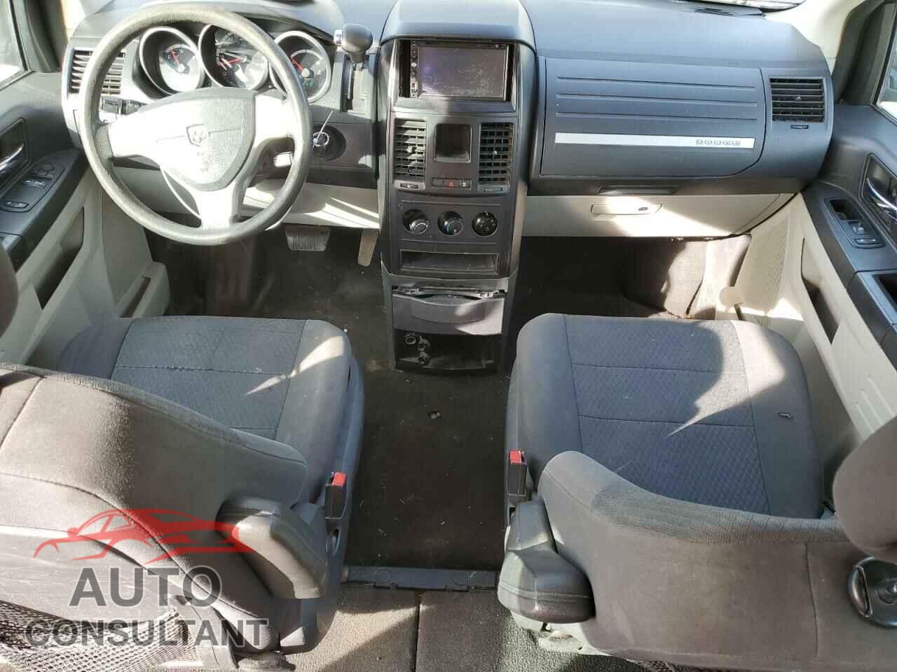 DODGE CARAVAN 2010 - 2D4RN4DE7AR303213