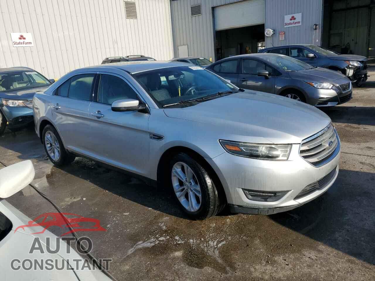 FORD TAURUS 2015 - 1FAHP2E88FG174221